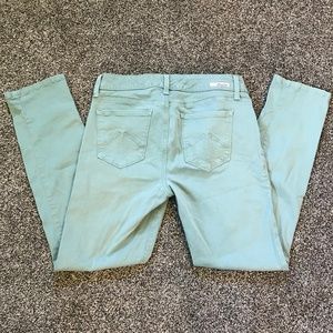 Level 99 Anthropologie Skinny Straight Jeans